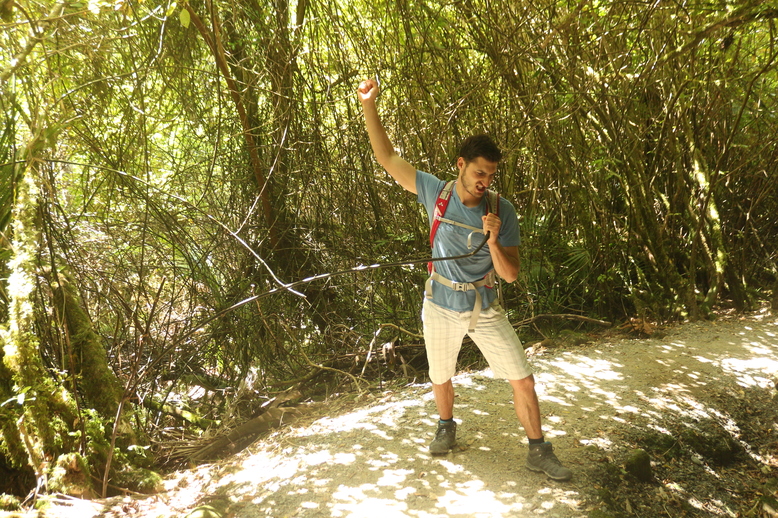 Eine Liane als Mikrofon? In Neuseeland ist alles m&ouml;glich!